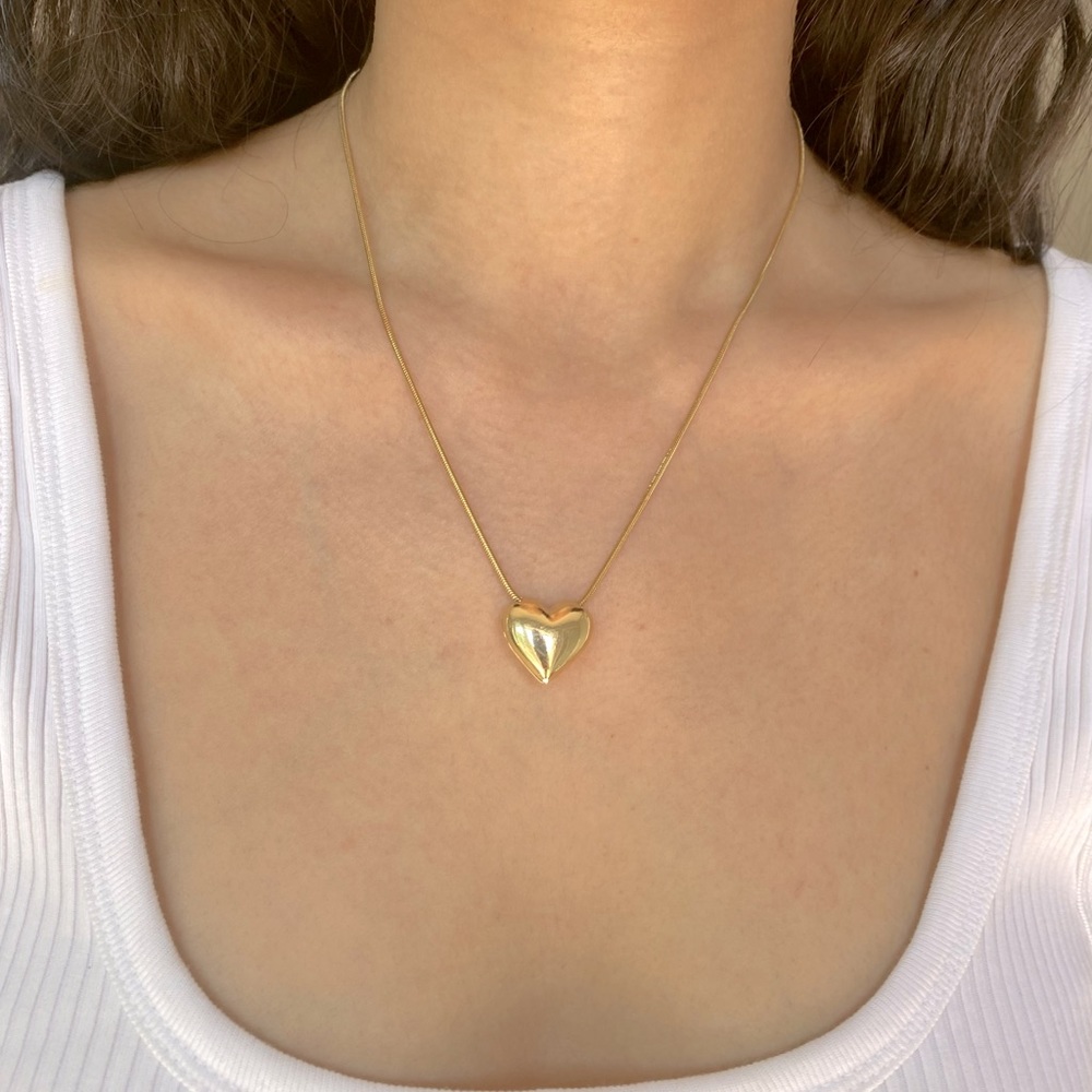 Gold Heart Charm/Pendant Necklace